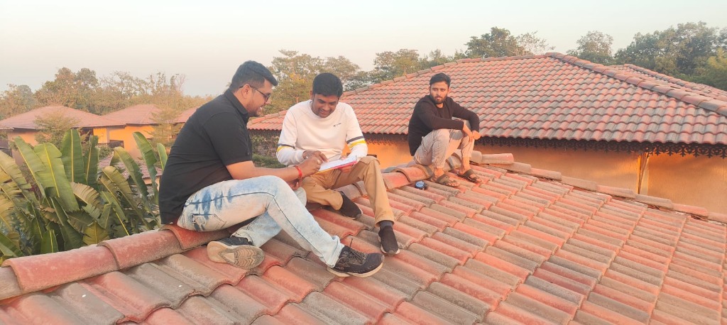 Rooftop Slope & Structural Feasibility Survey on Tile Roof