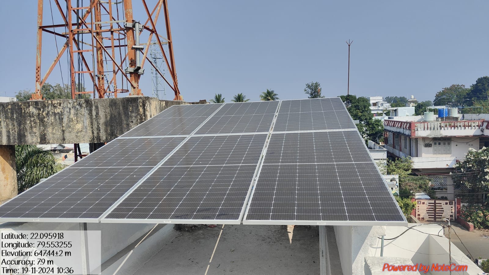 High-Efficiency Crystalline Solar PV Module Installation